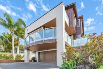 9A Cathedral Place, Parnell