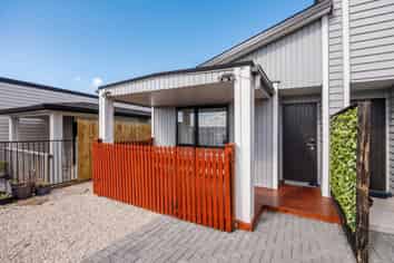 10A Karihi Road, Karaka