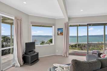 6575 Pouto Road, POUTO