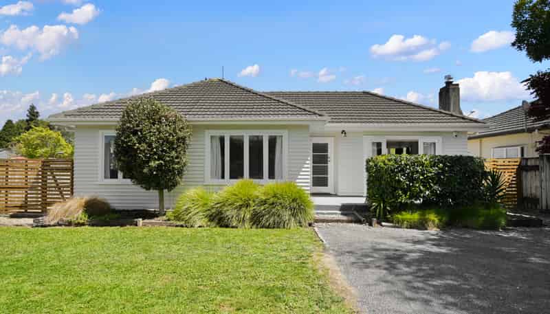 67 Lake Crescent, Hamilton Lake