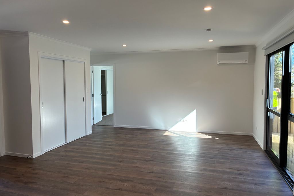 Near-New 3-Bedroom Home in Maeroa! 3