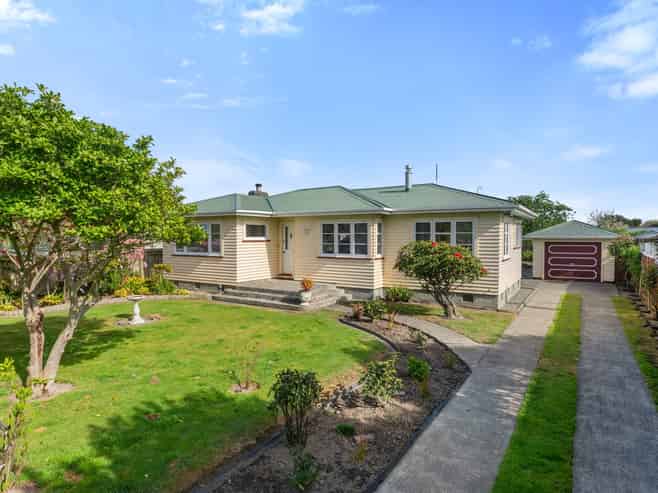 17 Atmore Avenue, Otaki