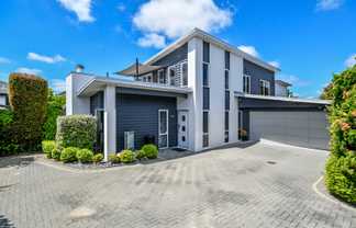 253B Hill Road, The Gardens