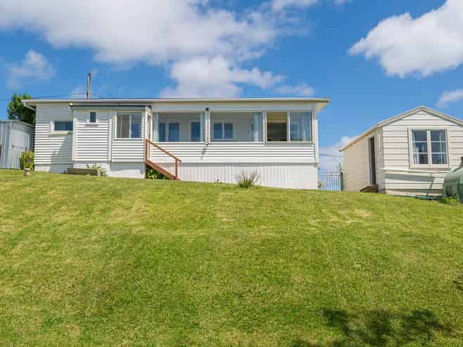 89 Tiri Road, Manly