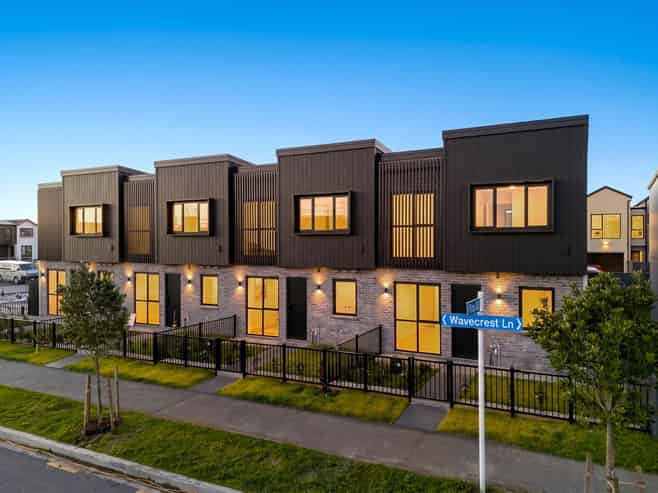 83 Wavecrest Lane, Hobsonville