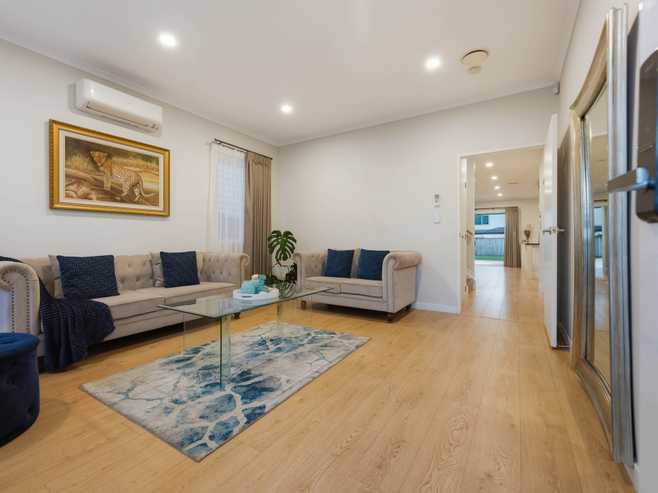 18  Tinaku Road, Flat Bush