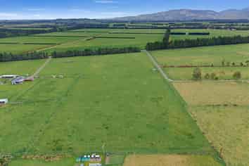 312 Bennetts Road, Cust