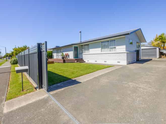 6 McKeefry Avenue, Greenmeadows