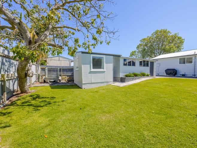 6 McKeefry Avenue, Greenmeadows