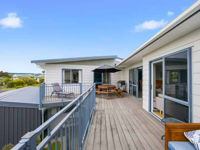 5 Rowena Crescent, Motuoapa