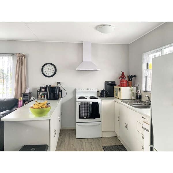 LEVIN-3 BEDROOM 3