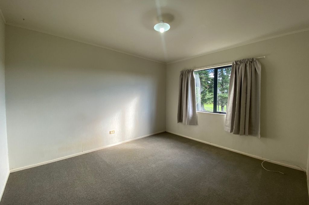 2 BEDROOMS - TE AWAMUTU 5