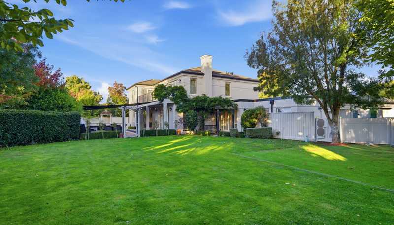 33 Lewisham Park, Saint Albans