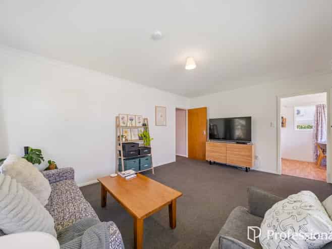 13a Wai-iti Crescent, Woburn
