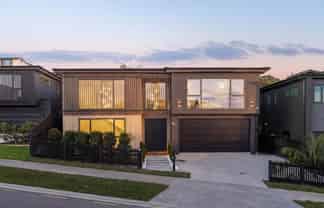 54 Streamview Way, Long Bay