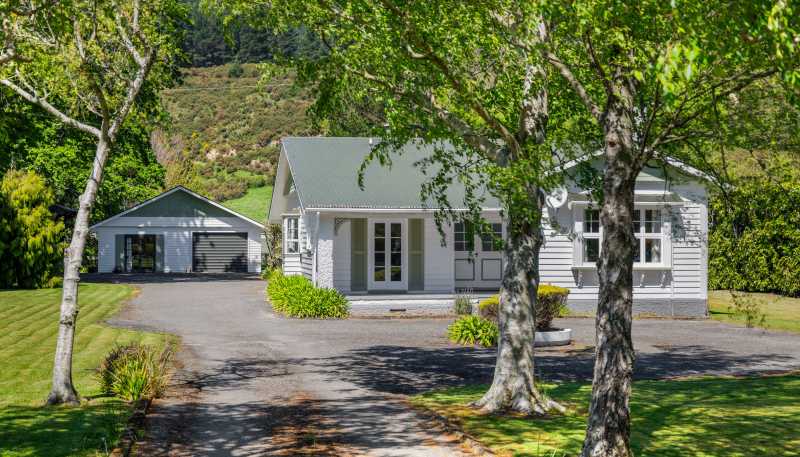 455 State Highway 1, Picton