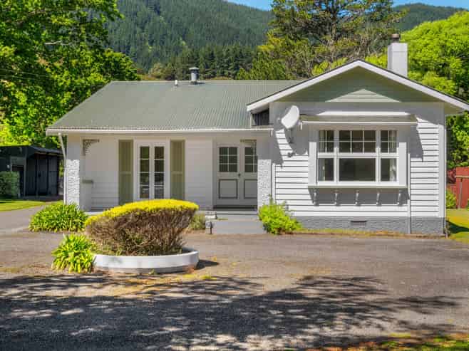 455 State Highway 1, Picton