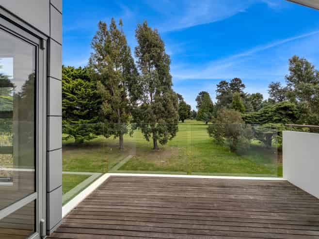Tee up your next office