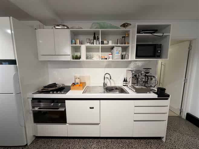Contemporary Office / Showroom in Freemans Bay