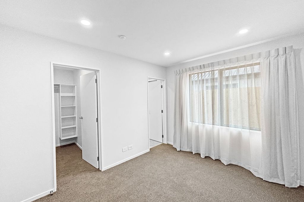 ASHBURTON, NEW BUILD, THREE BEDROOM, TWO BATHROOMS 5