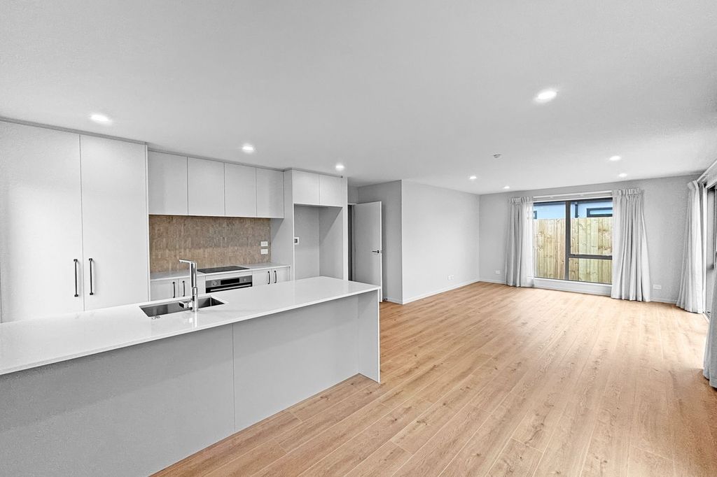 ASHBURTON, NEW BUILD, THREE BEDROOM, TWO BATHROOMS 1