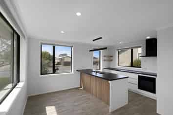 34 Lauder Crescent, Heidelberg