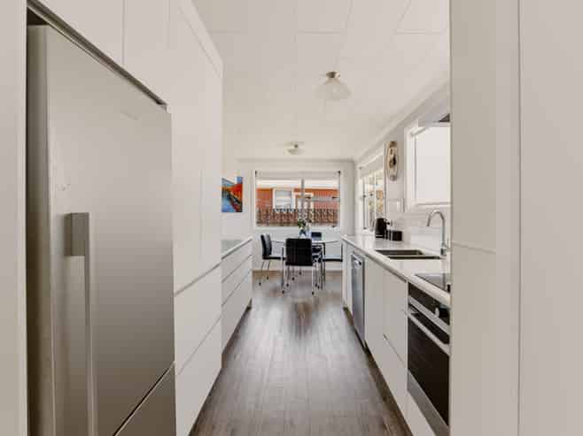 28A Paritutu Road, Spotswood