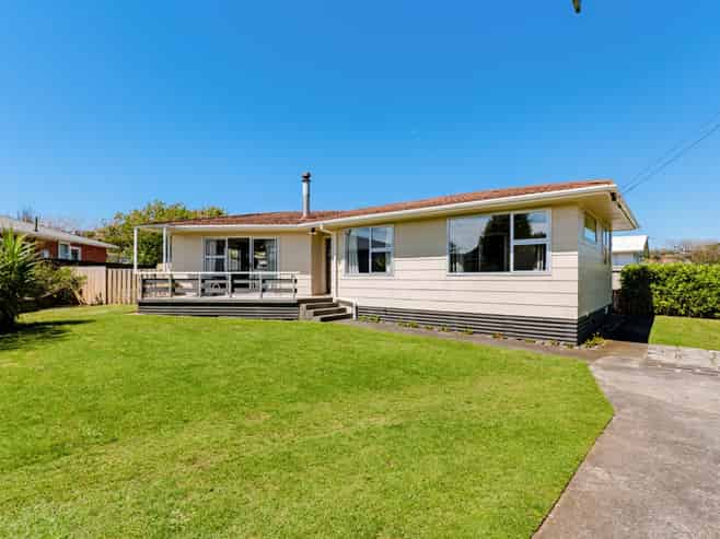 28A Paritutu Road, Spotswood