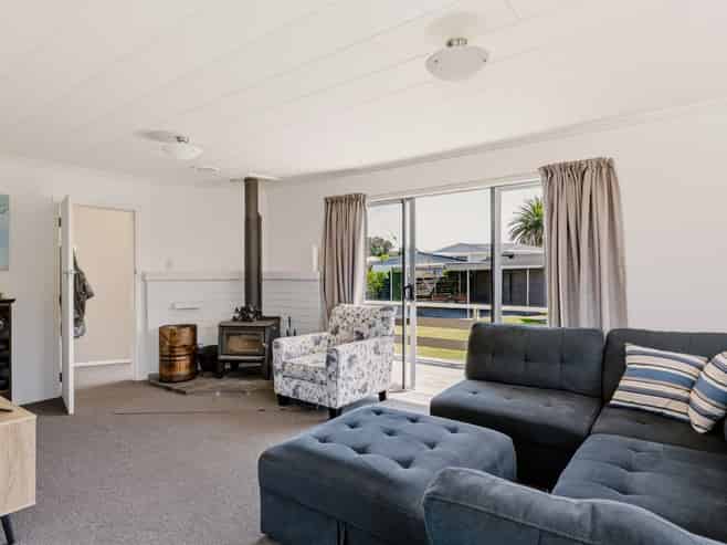 28A Paritutu Road, Spotswood