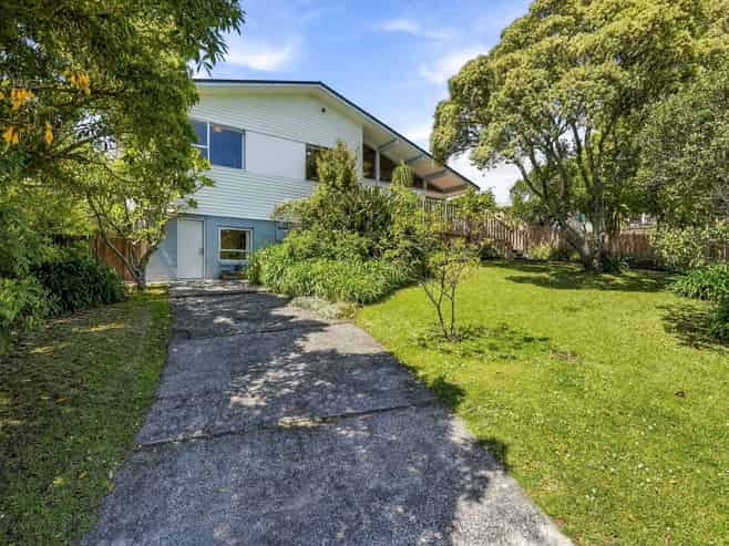 46 Kia Ora Road, Beach Haven