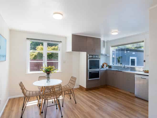 11 Waimarama Grove, Birchville