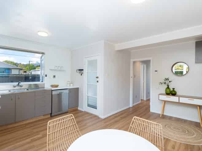 11 Waimarama Grove, Birchville