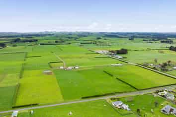 389 Ball Road & 380 Hursthouse Road, Alton