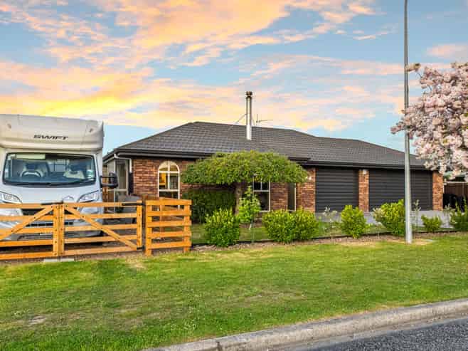 44 Welsford Street, Woodend