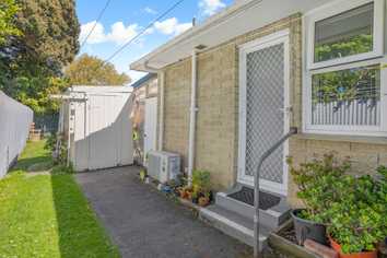 4/170 Waterloo Road, Hutt Central