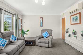 4/170 Waterloo Road, Hutt Central