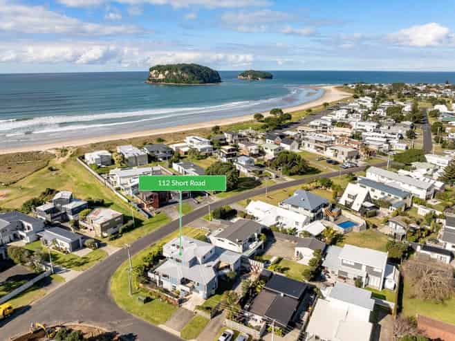 112 Short Road, Whangamata