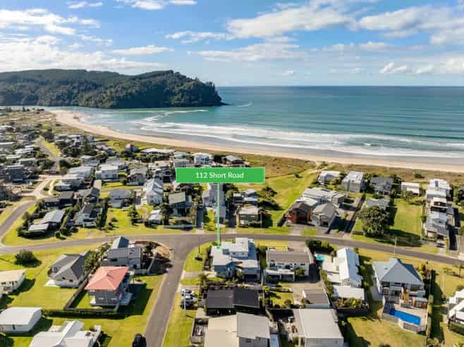 112 Short Road, Whangamata