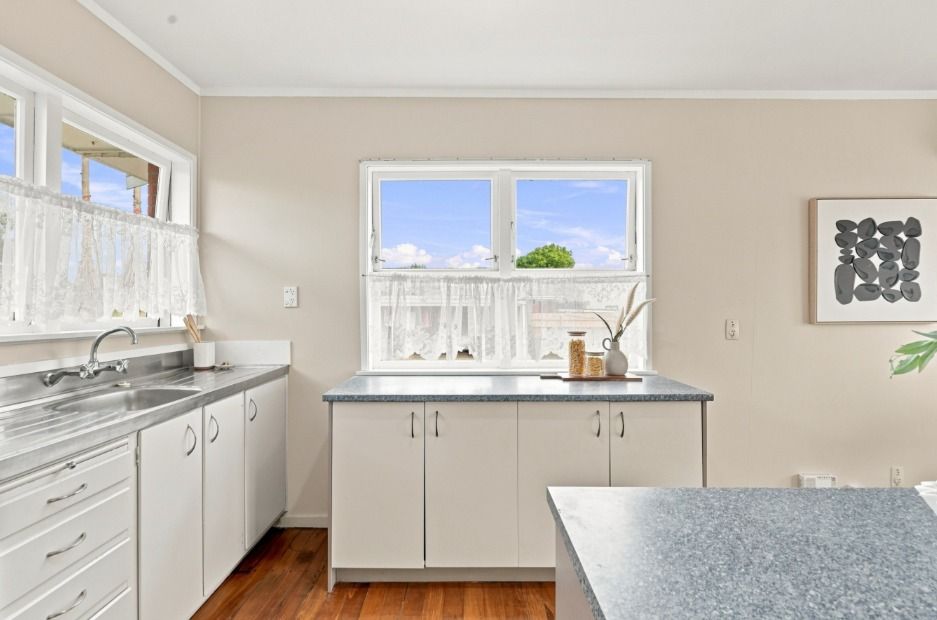 3/36 Holly Street Avondale - Tidy Bedroom in Avondale -  Off Street Park Included 5