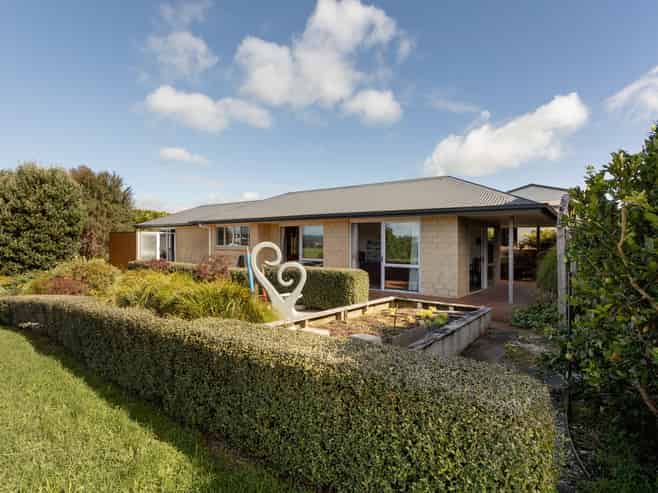 17 Lynley Park Drive, Omokoroa