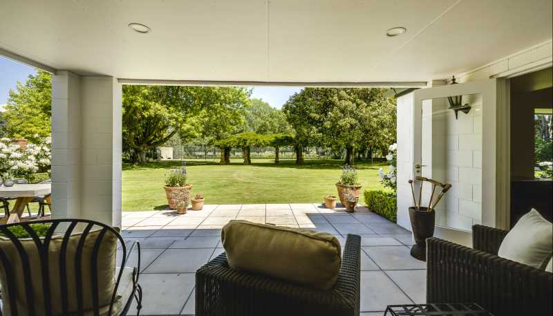  'Lochiel' - 105 Longlands Road West, Longlands
