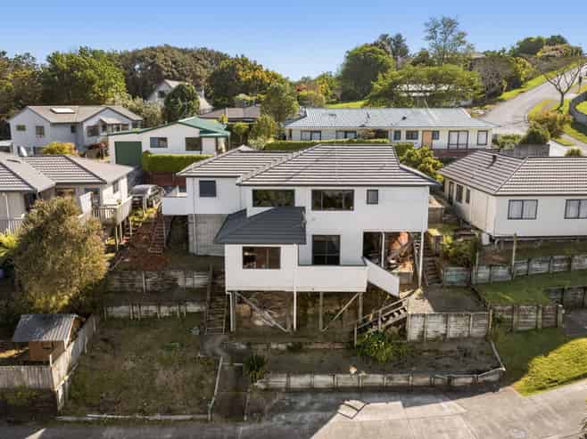 91 Bell Street, Judea