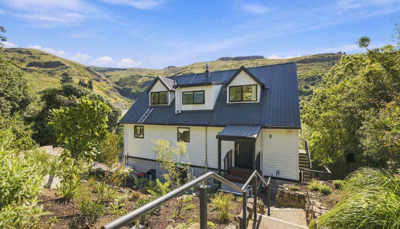 137 Sumnervale Drive, Sumner