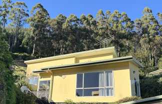 69A Robinson Road, The Brook