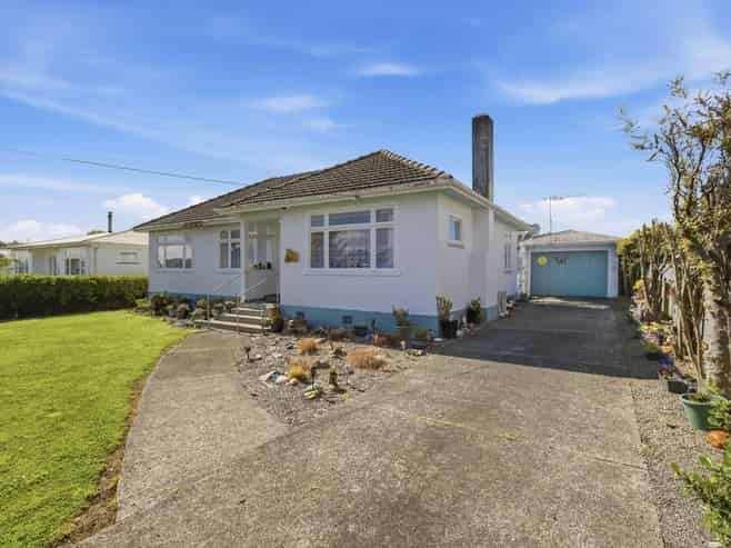 13 Matai Street, Marton