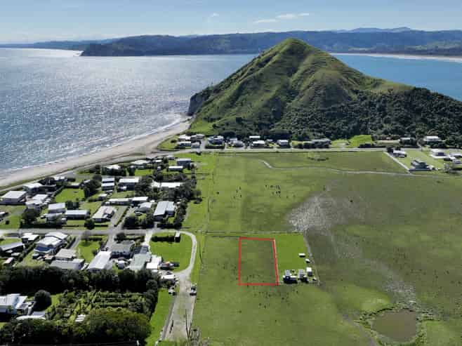 125 Fortescue Street, Mahia