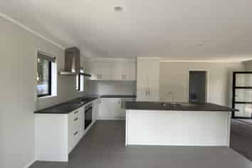 5A Stillwater Crescent, Stillwater