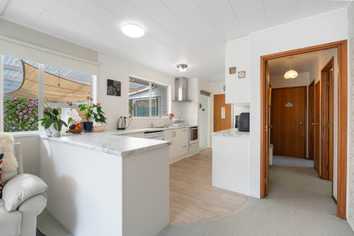 6 June Place, Torbay