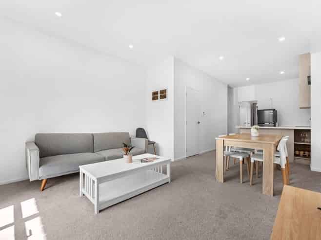 18 Aumarire Lane, Favona