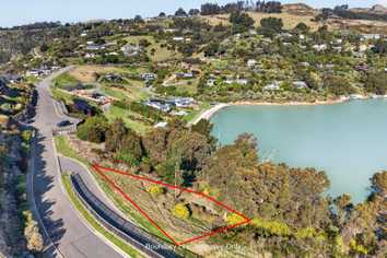 2 Ohinehau Lane, Charteris Bay